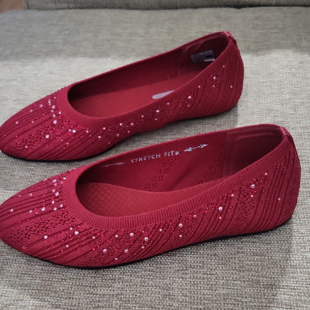 Skechers Air-cooled Memory Foam  Ladies Shoes Size 6 NEW